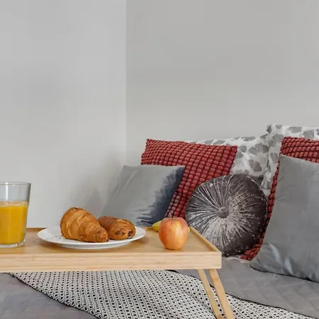 Air Conditioned 5 Min To Railway Station - Old Town